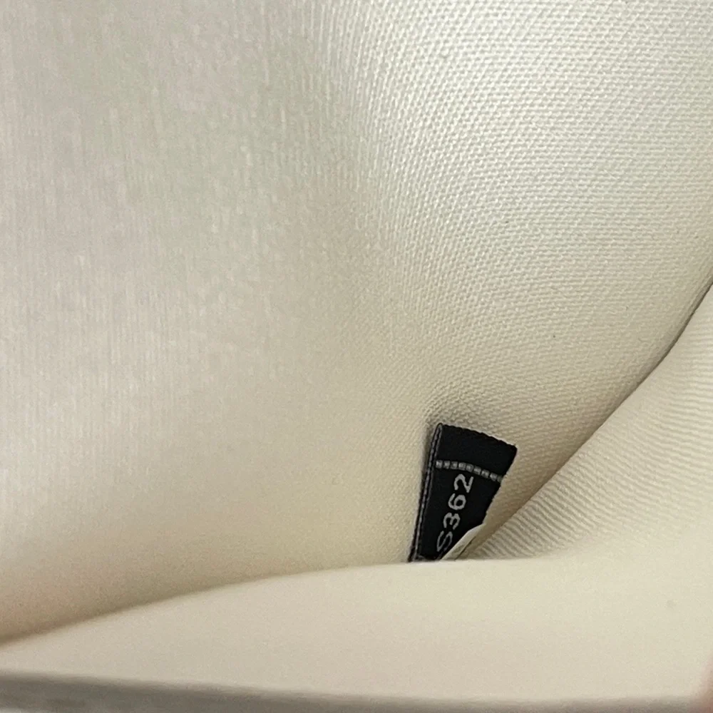 Kate Spade New York 'Margareta' Penn Place Shopper Tote Bag in Black & White - Picture 15 of 16
